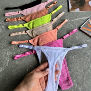 Трусики стрінги бавовняні в рубчик яскраві