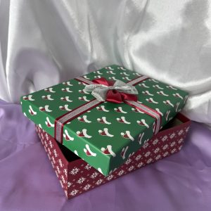 Коробка LUX BIG для подарунка червона